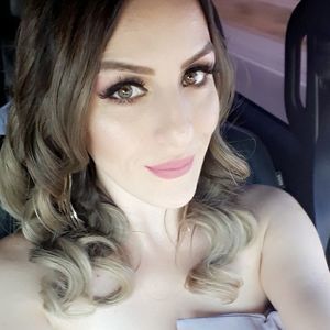 Meet your Posher, Lupita